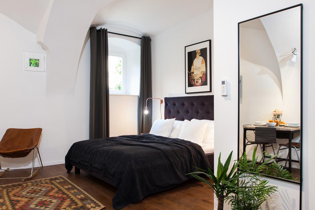 Irundo Zagreb - Old Town Apartments Екстериор снимка